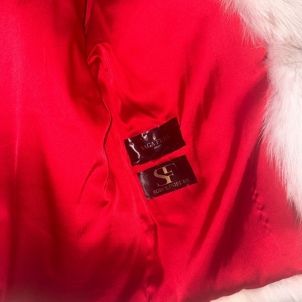 Flawless Blue Fox Fur Coat! - Picture 4 of 8